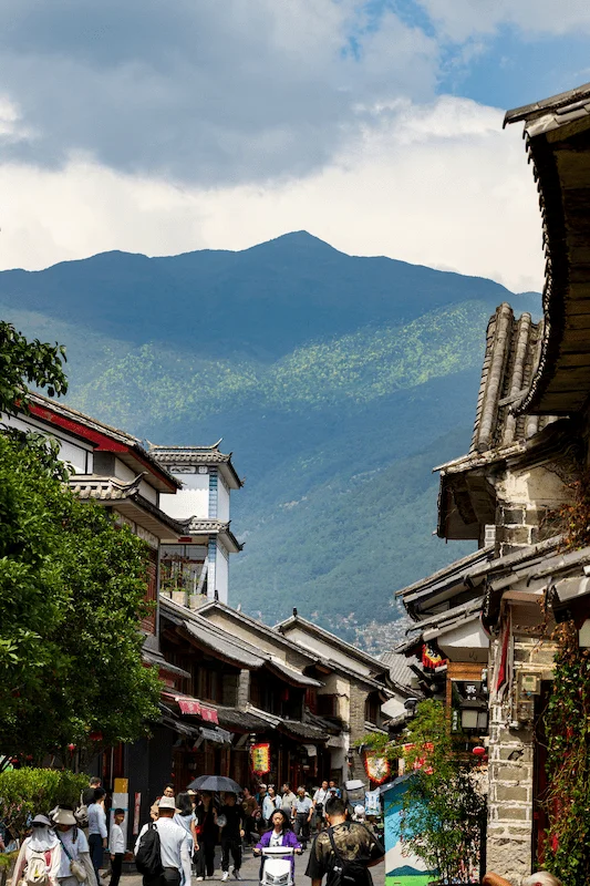 Yunnan China travel guide — Yunnan Province solo travel destination